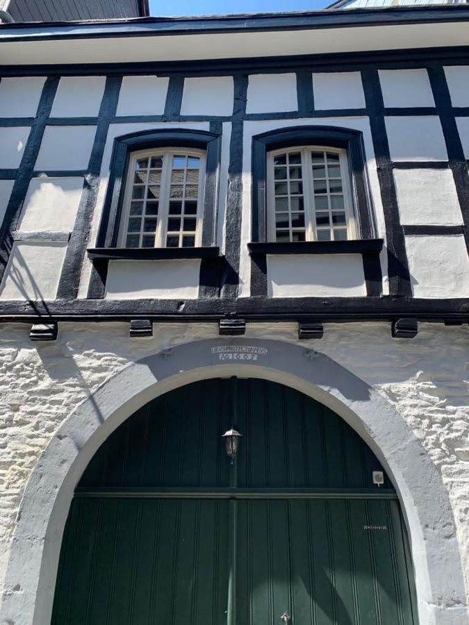 Manoir -1654- Historisch Schlafen In Monschaus Altstadt Exterior photo