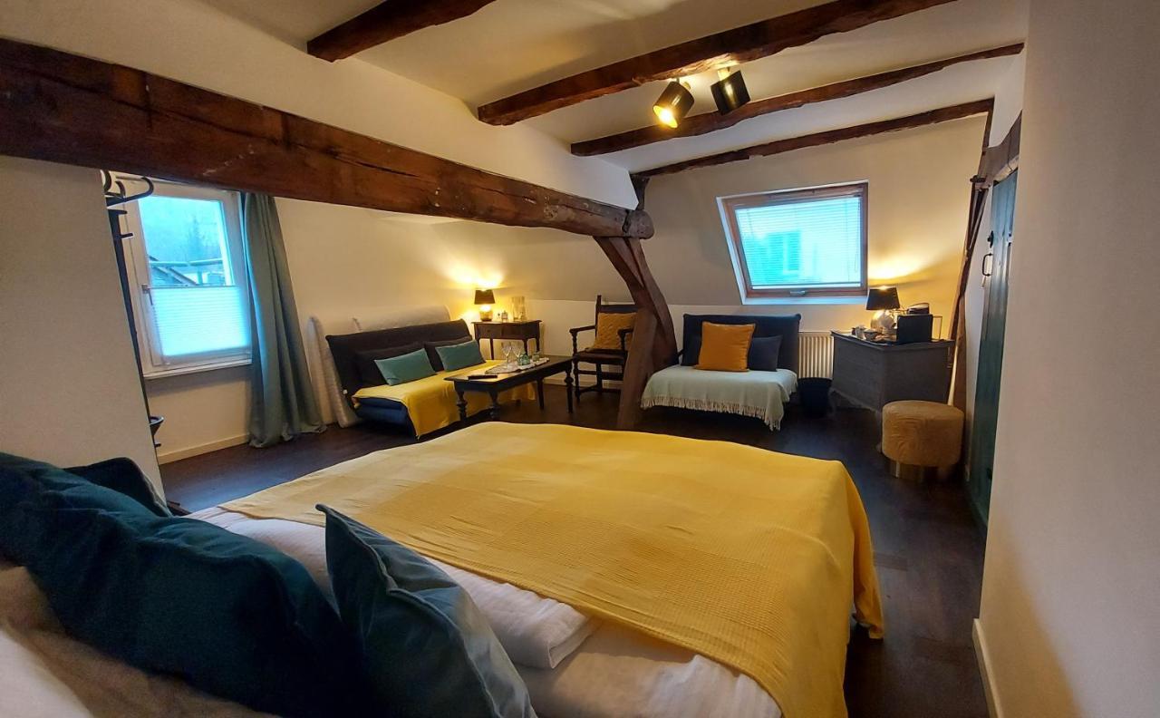 Manoir -1654- Historisch Schlafen In Monschaus Altstadt Room photo